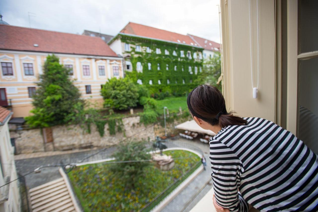 Apartment With A View Zagreb - Center エクステリア 写真