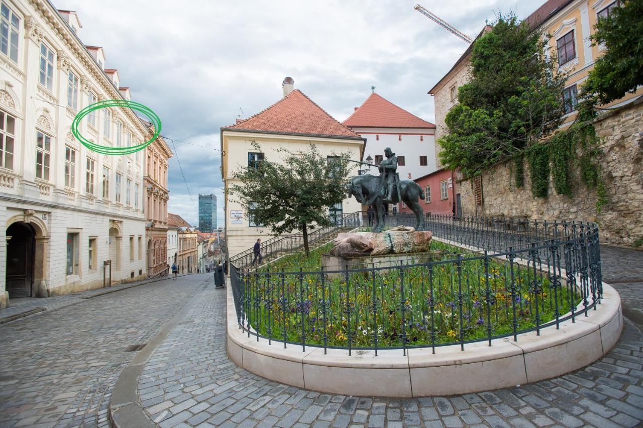 Apartment With A View Zagreb - Center エクステリア 写真