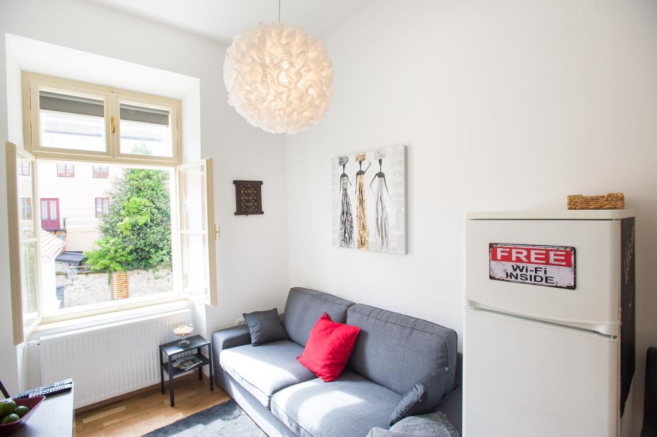Apartment With A View Zagreb - Center エクステリア 写真
